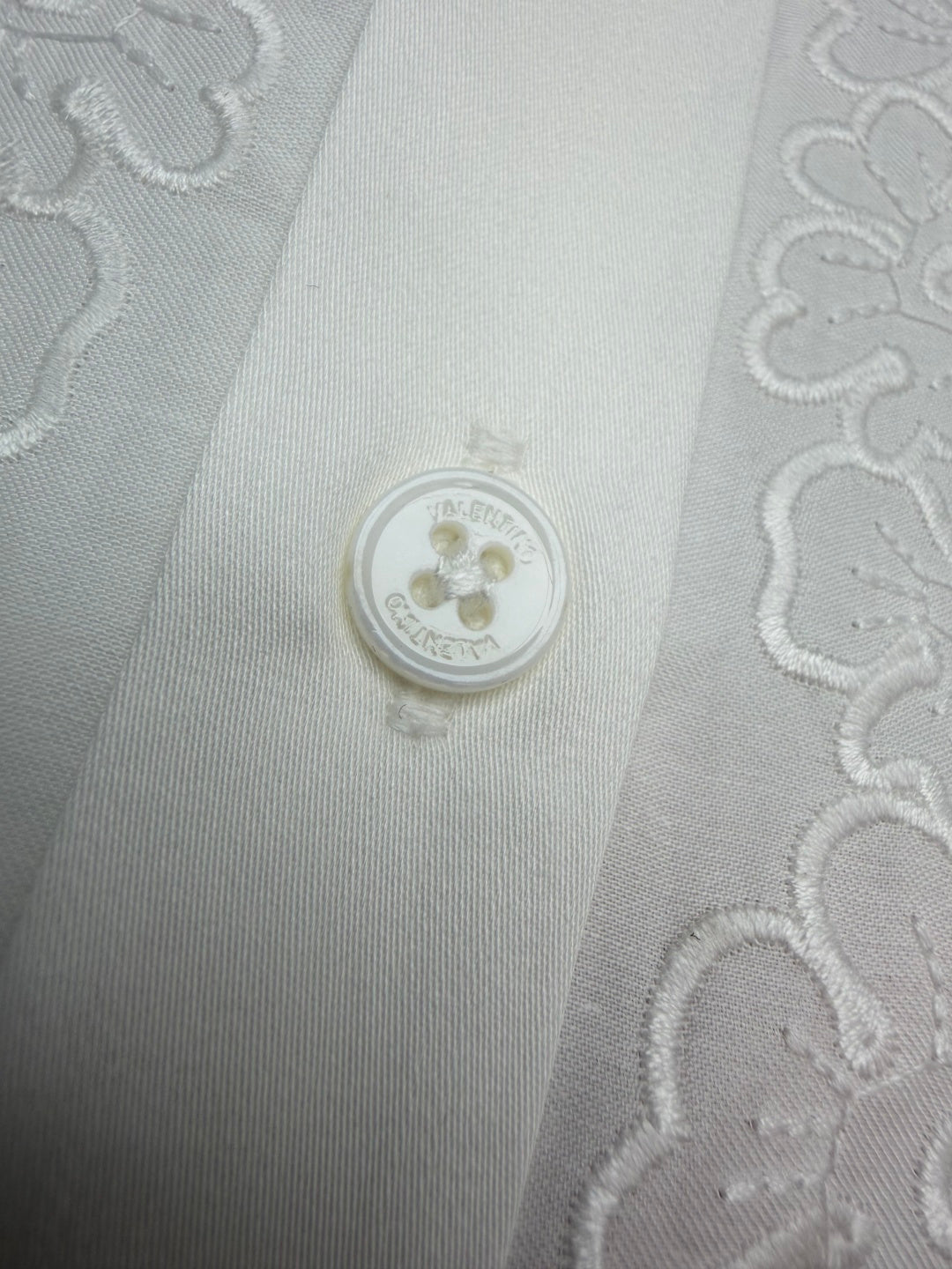 VALENTINO 26S SLEEVELESS SHIRT 152