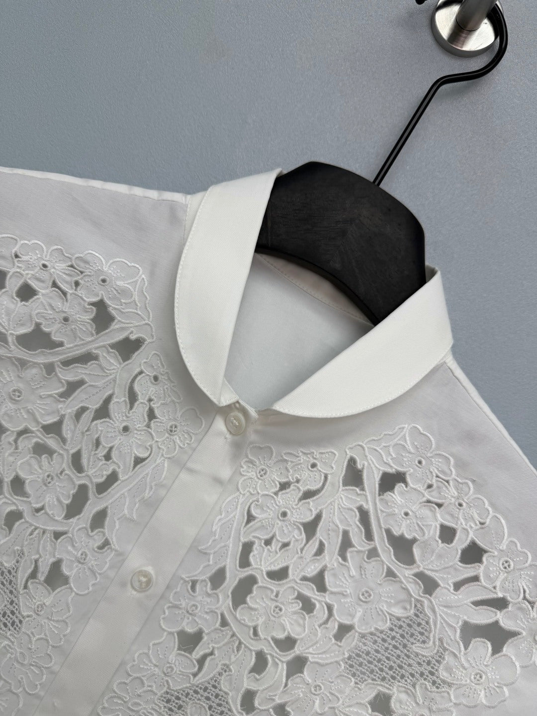 VALENTINO 26S SLEEVELESS SHIRT 152
