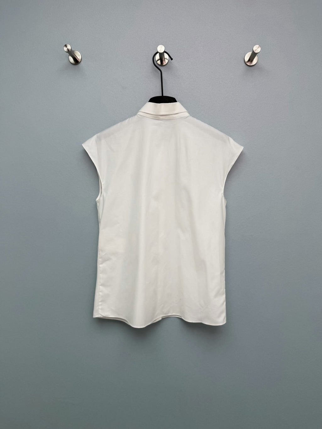 VALENTINO 26S SLEEVELESS SHIRT 152