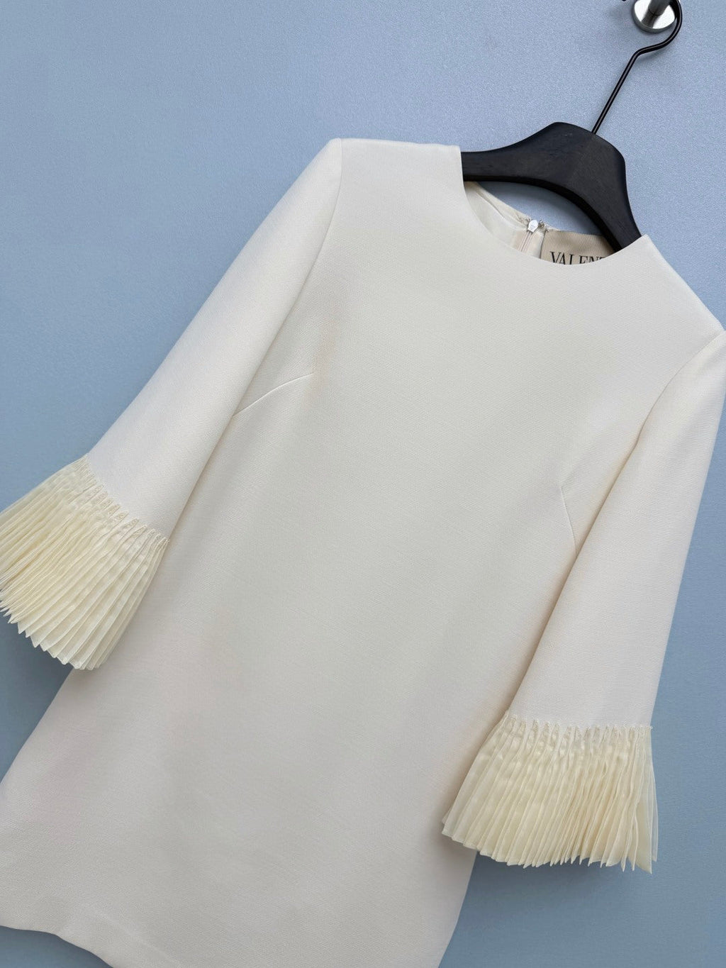VALENTINO 26S PLEATED SLEEVE DRESS 133