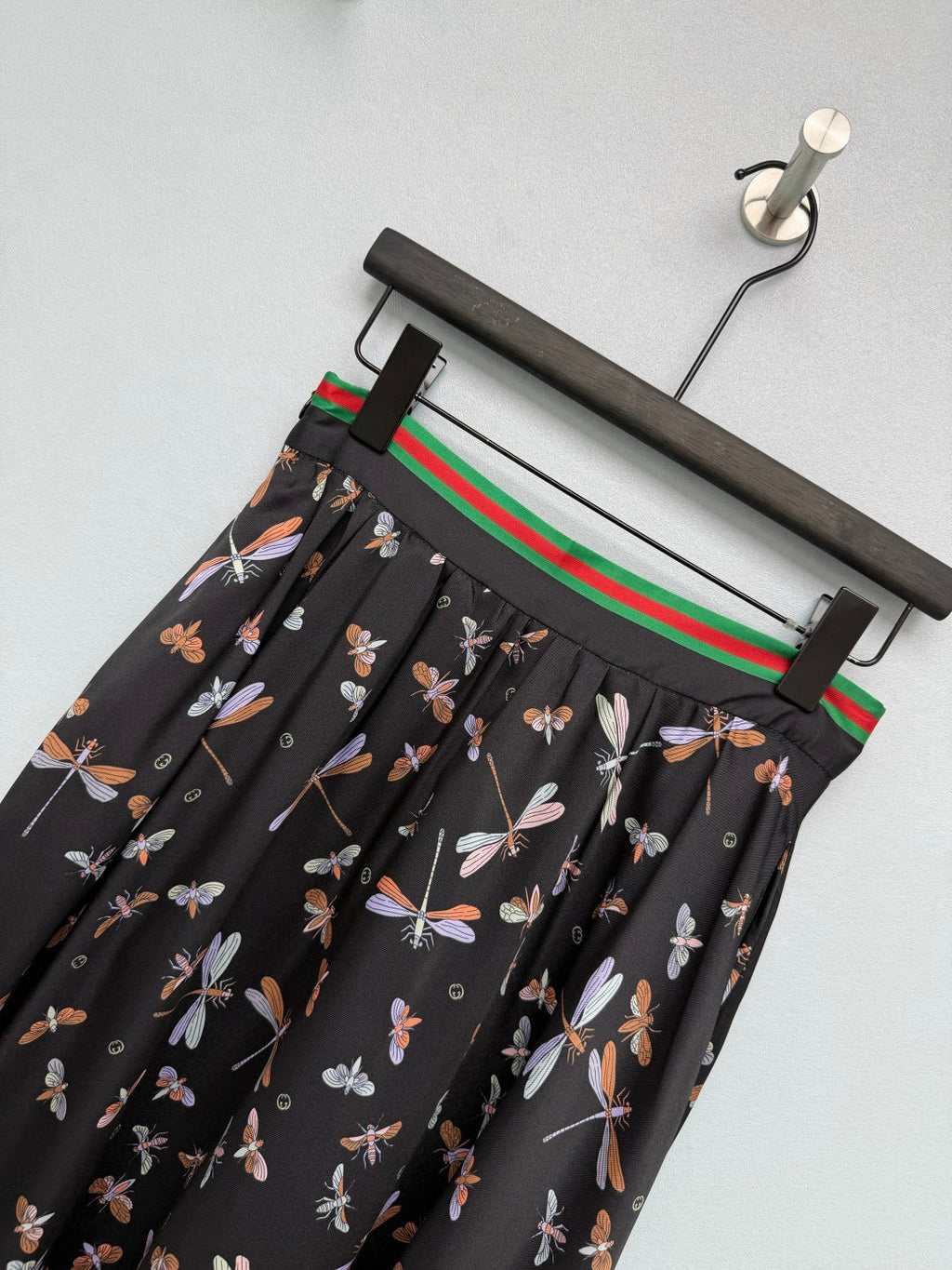 GUCCI 26S SATIN MIDI SKIRT 365