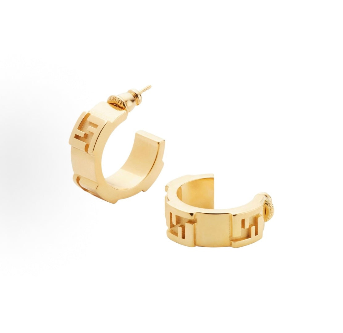 FENDI 26S FF LOGO HUGGIE HOOP EARRINGS IN GOLD TONE METAL 635065