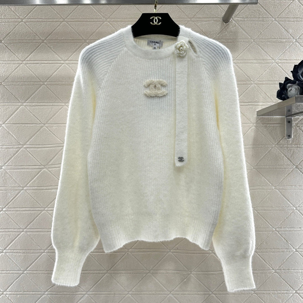 CHANEL 26S CREW NECK PULLOVER SWEATER 732