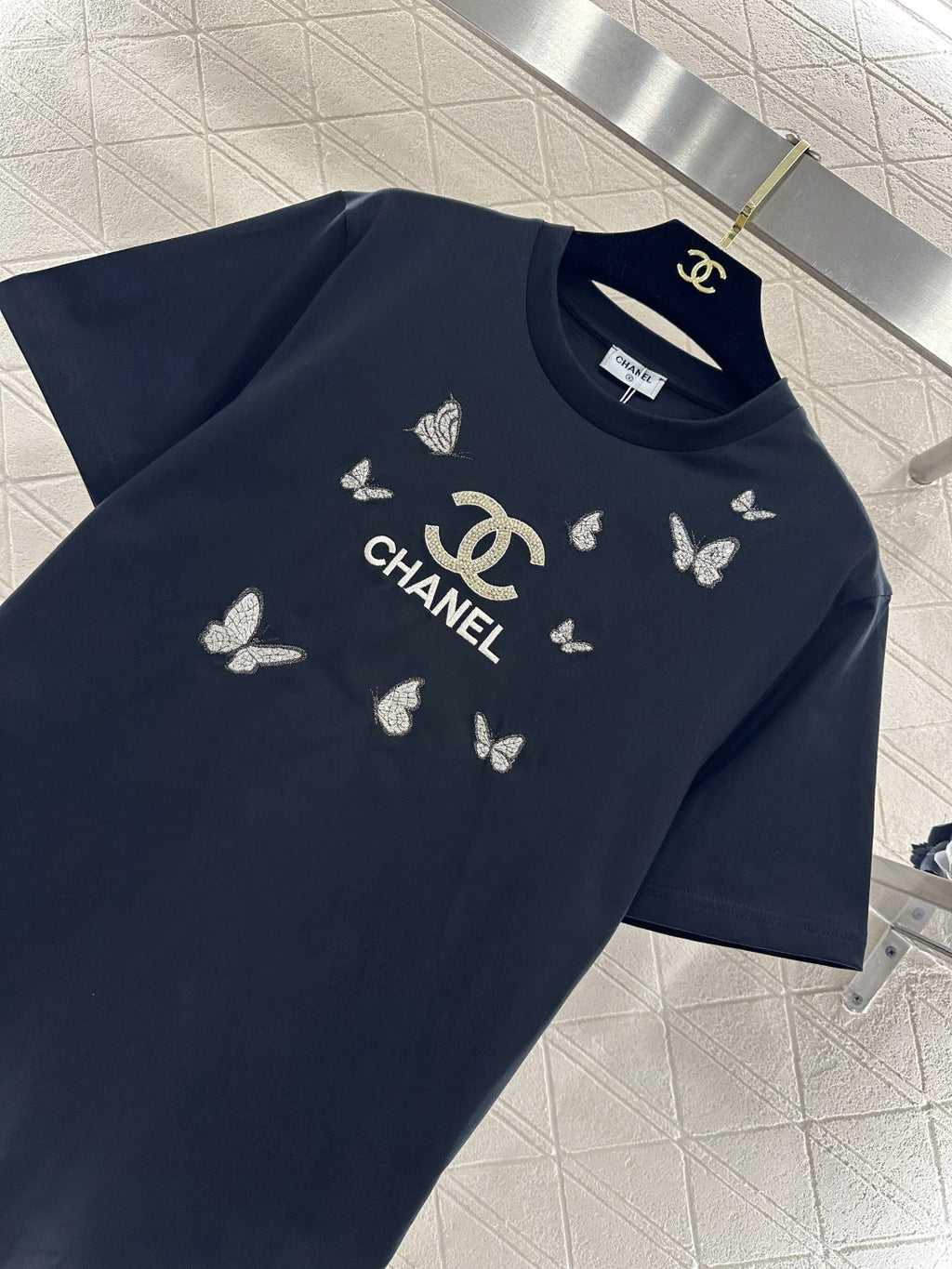 CHANEL 26S SHORT-SLEEVE T-SHIRT 663