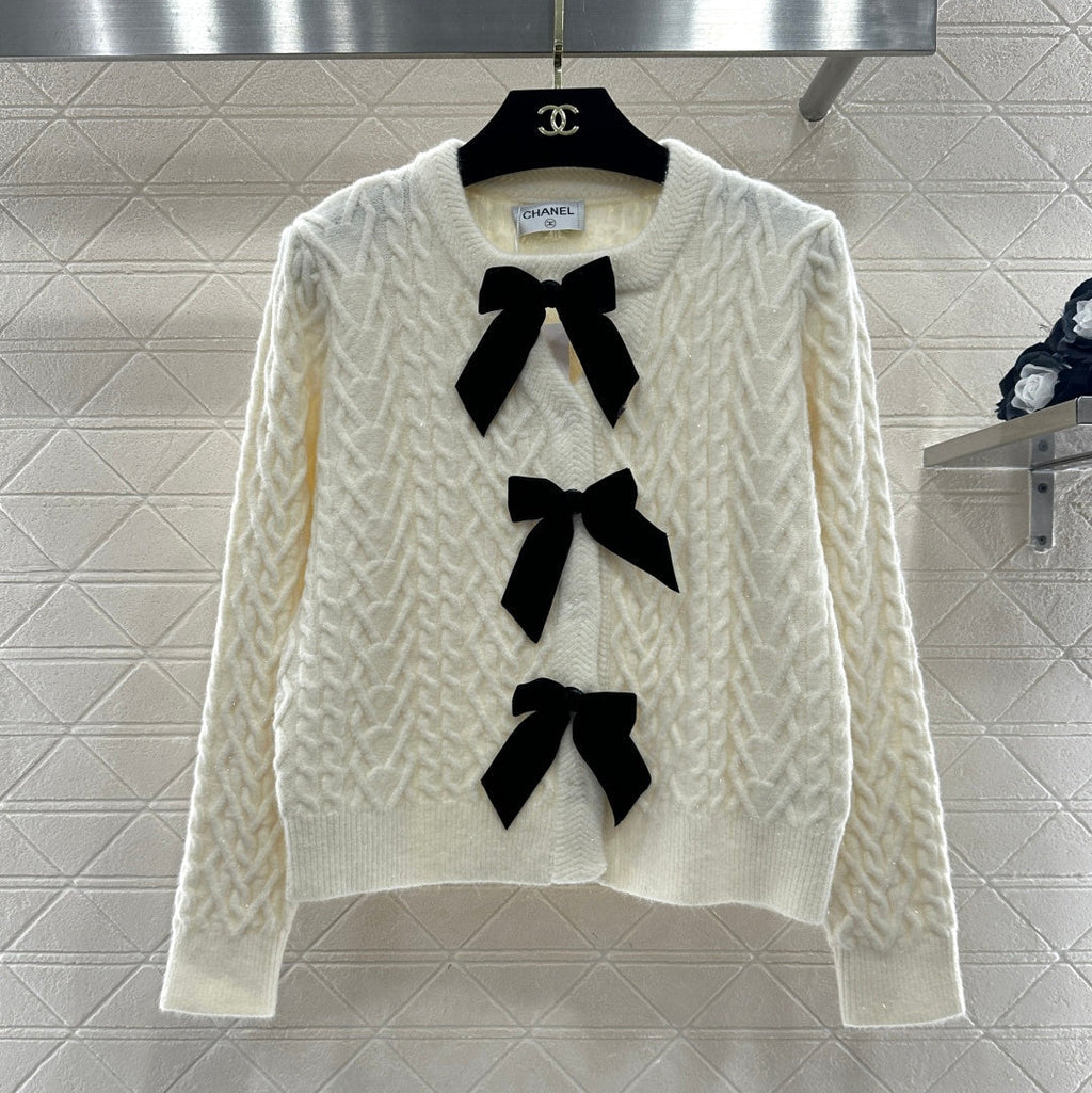 CHANEL 26S CARDIGAN 698