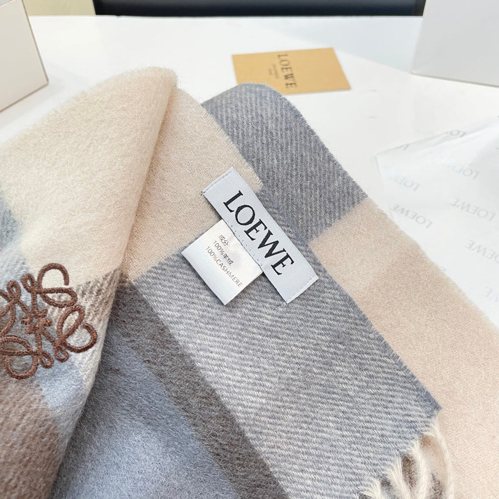 LOEWE 26S SCARF 190 IN CASHMERE 123653