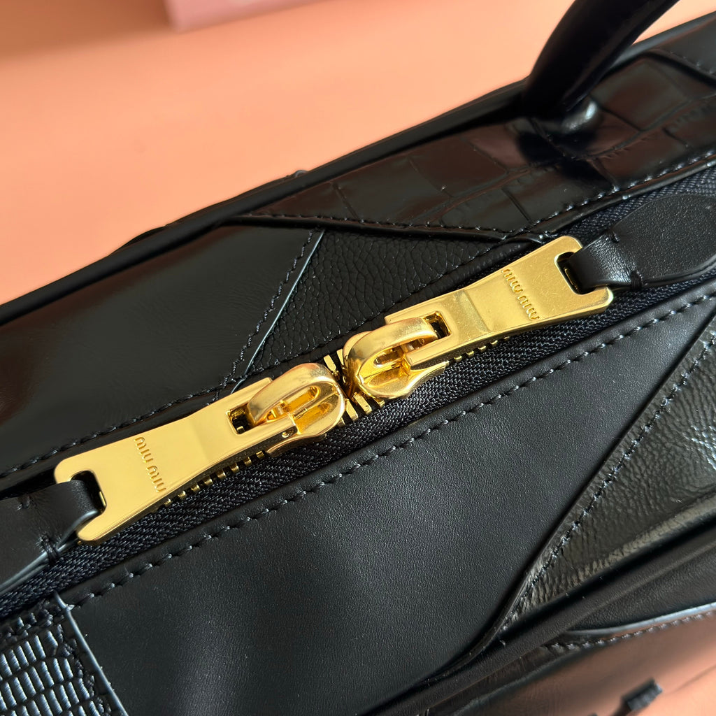 MIUMIU 26S HANDBAG 34 IN BLACK CALFSKIN
