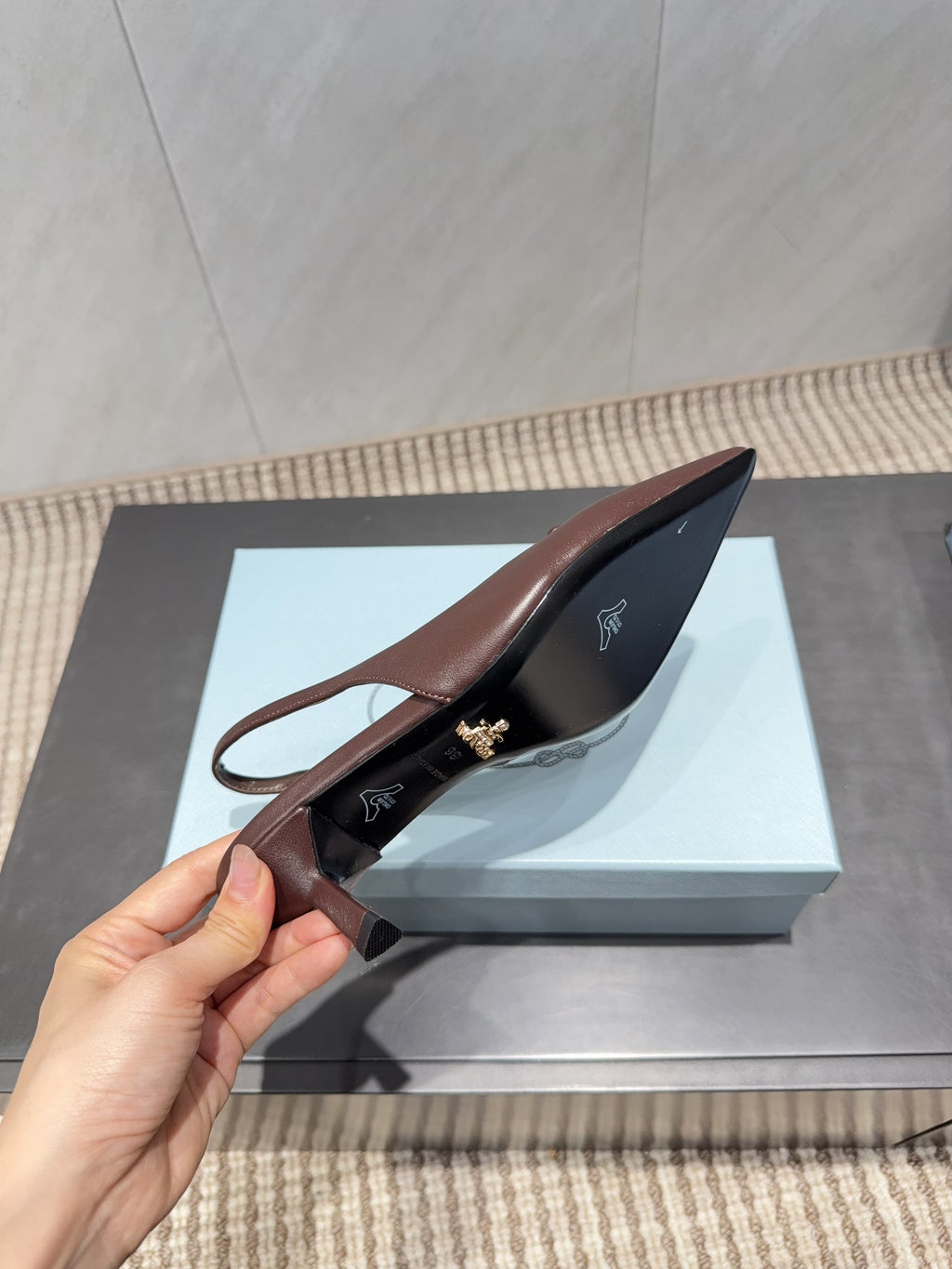PRADA 26S POINTED TOE SLINGBACK HIGH HEELS 55MM IN DARK BROWN SHEEPSKIN WITH LOGO