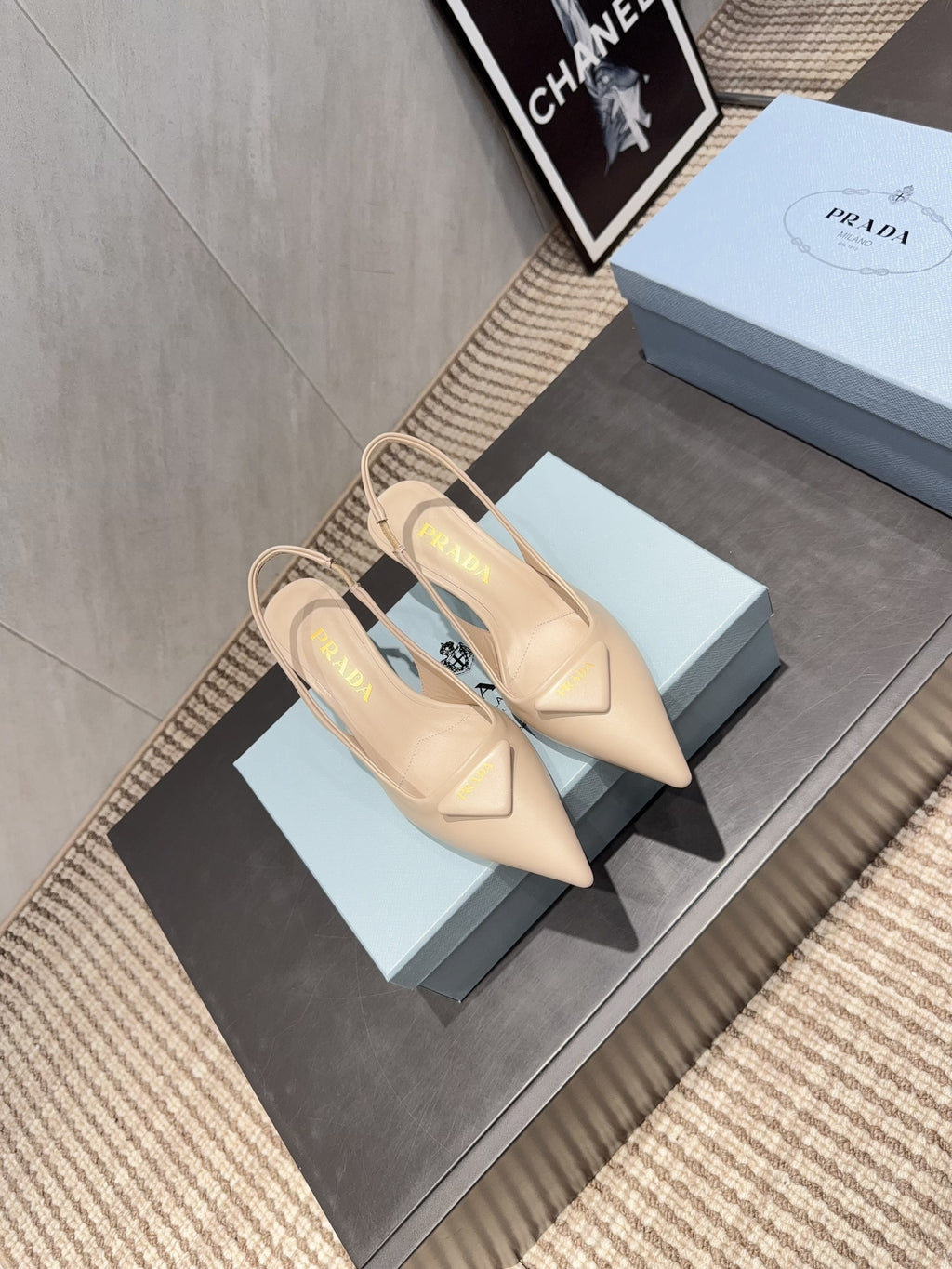 PRADA 26S POINTED TOE SLINGBACK HIGH HEELS 55MM IN NUDE SHEEPSKIN WITH LOGO