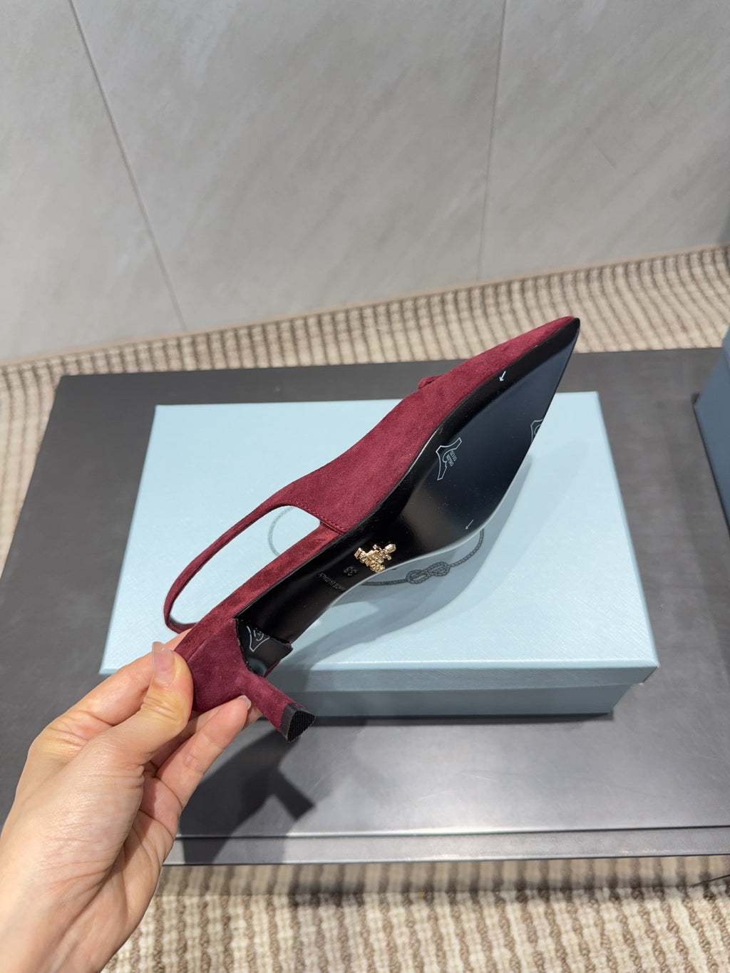 PRADA 26S POINTED TOE SLINGBACK HIGH HEELS 55MM IN DARK RED SUEDE WITH LOGO