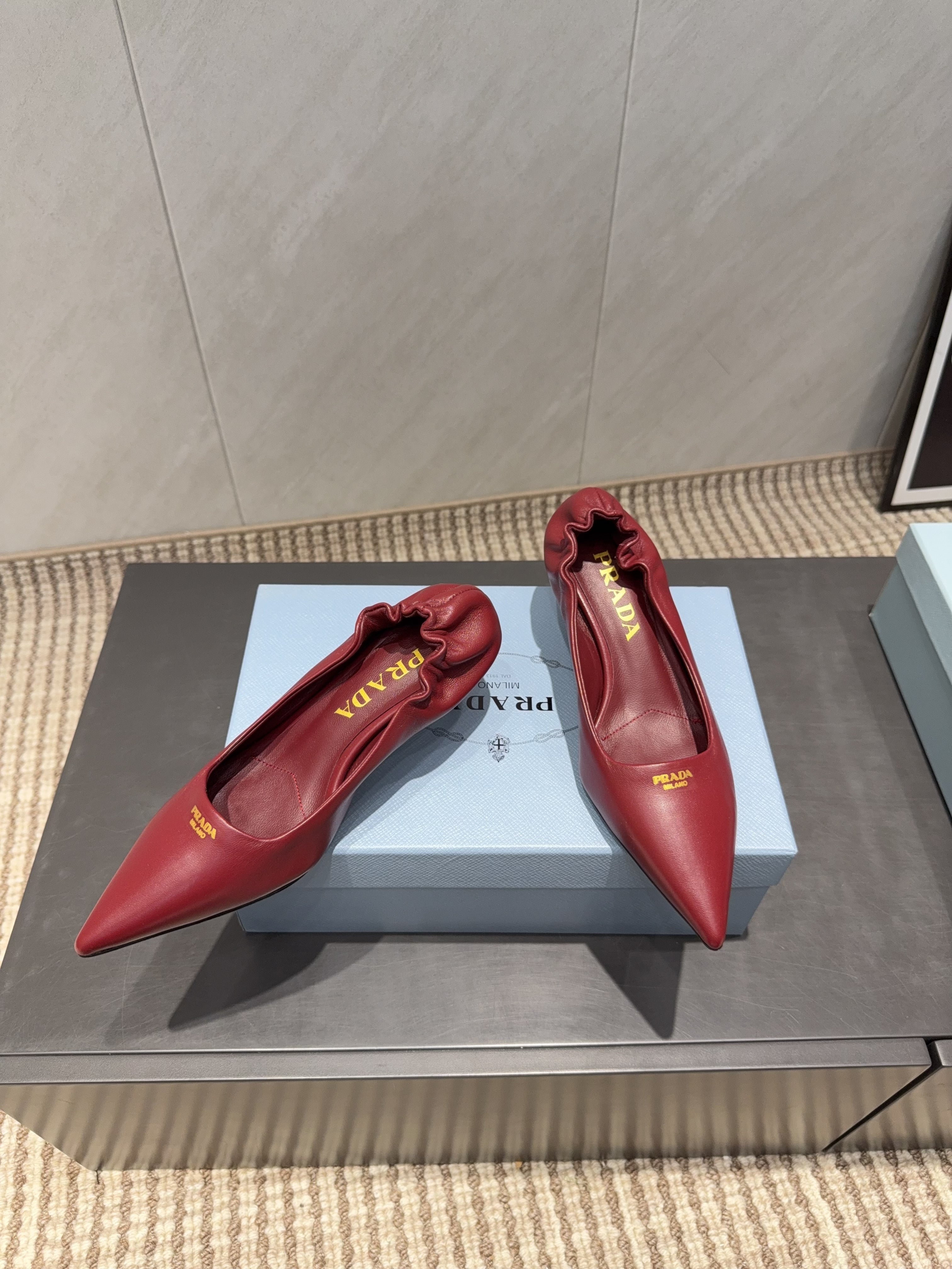 PRADA 26S POINTED TOE PUMPS 55MM IN DEEP WINE RED SHEEPSKIN WITH LOGO