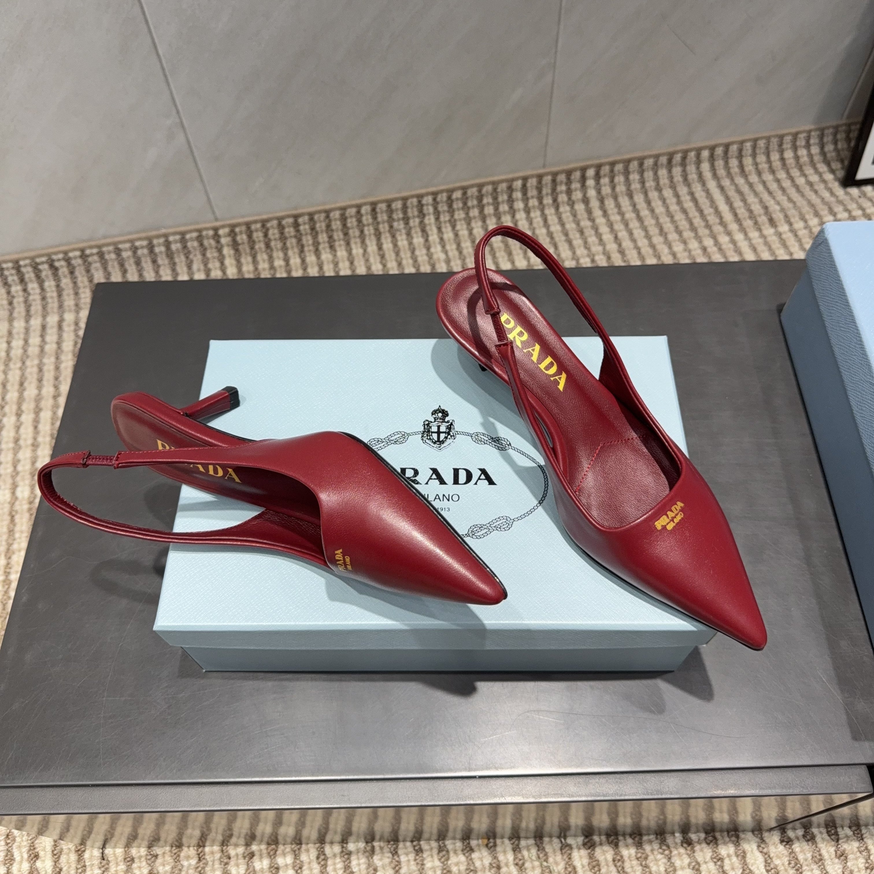 PRADA 26S POINTED TOE SLINGBACK HIGH HEELS 55MM IN DARK RED SHEEPSKIN