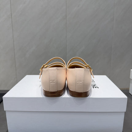 CELINE 26S BALLET FLATS IN BEIGE CALFSKIN