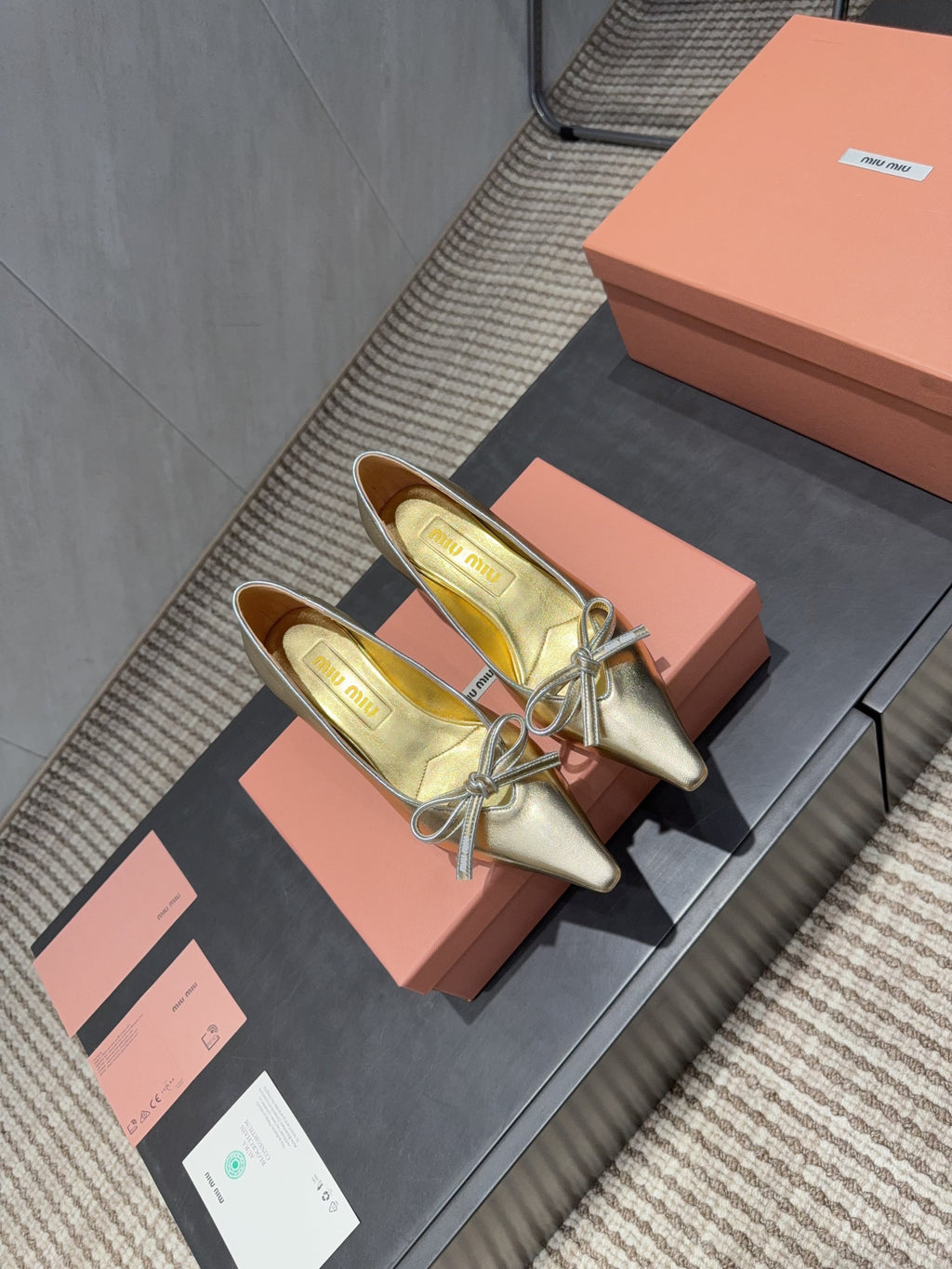 MIUMIU 26S POINTED TOE PUMPS 55MM IN GOLD CALFSKIN WITH BOW