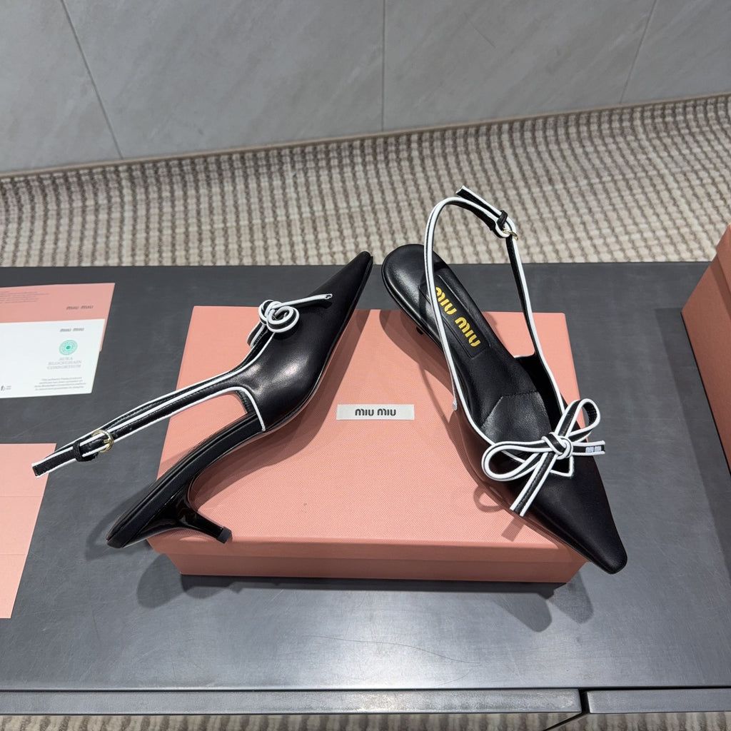 MIUMIU 26S SLINGBACK 55MM IN BLACK AND WHITE CALFSKIN WITH BOW