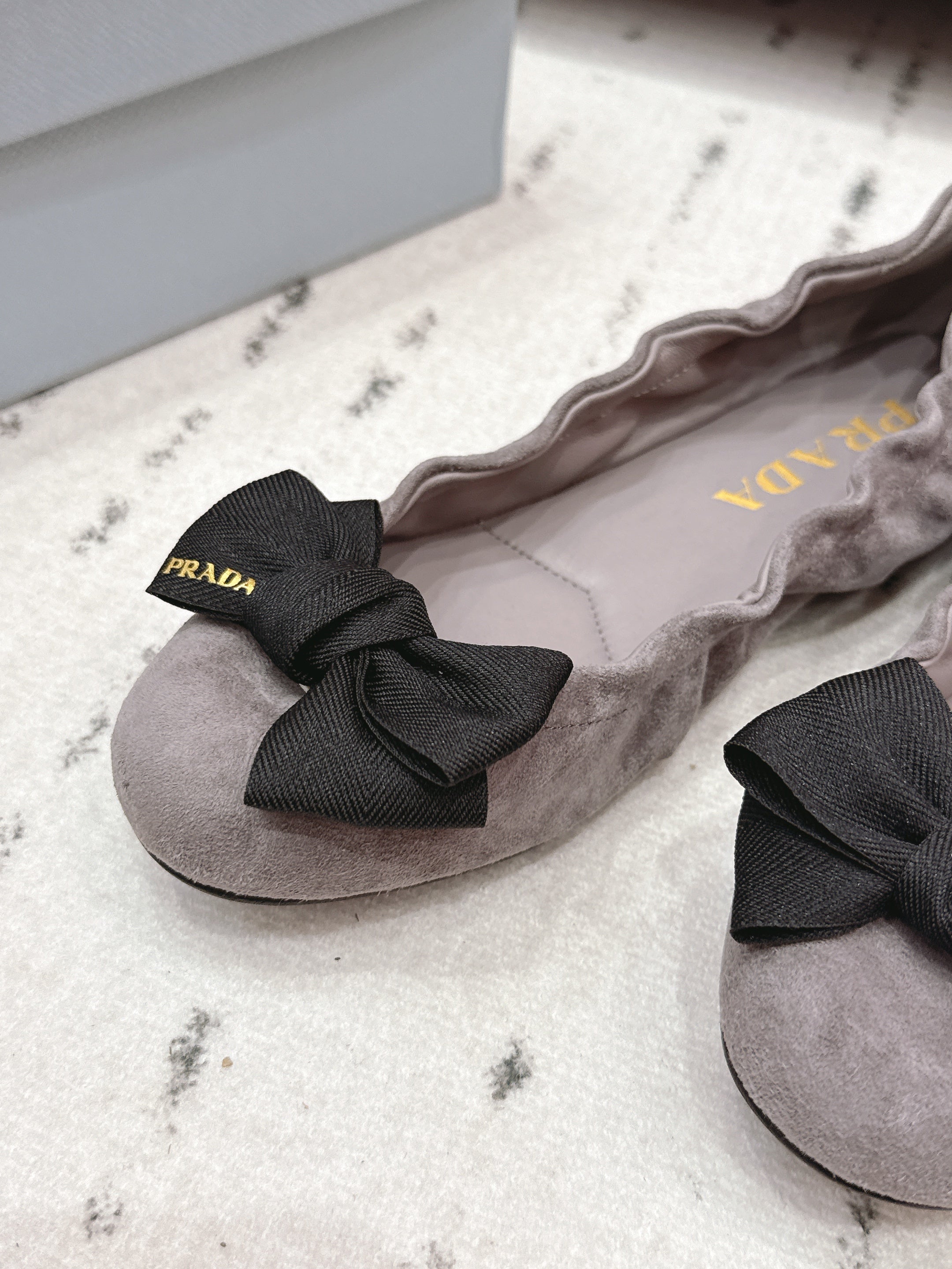 PRADA 26S ROUND TOE FLATS WITH BOW IN TAUPE BROWN SUEDE
