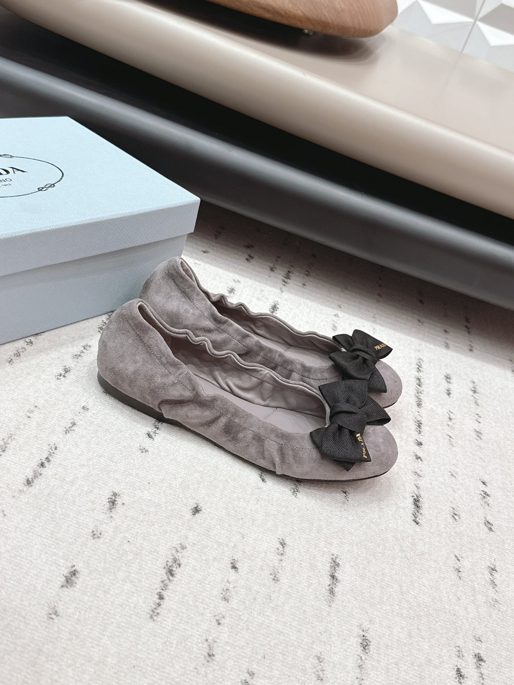 PRADA 26S ROUND TOE FLATS WITH BOW IN TAUPE BROWN SUEDE