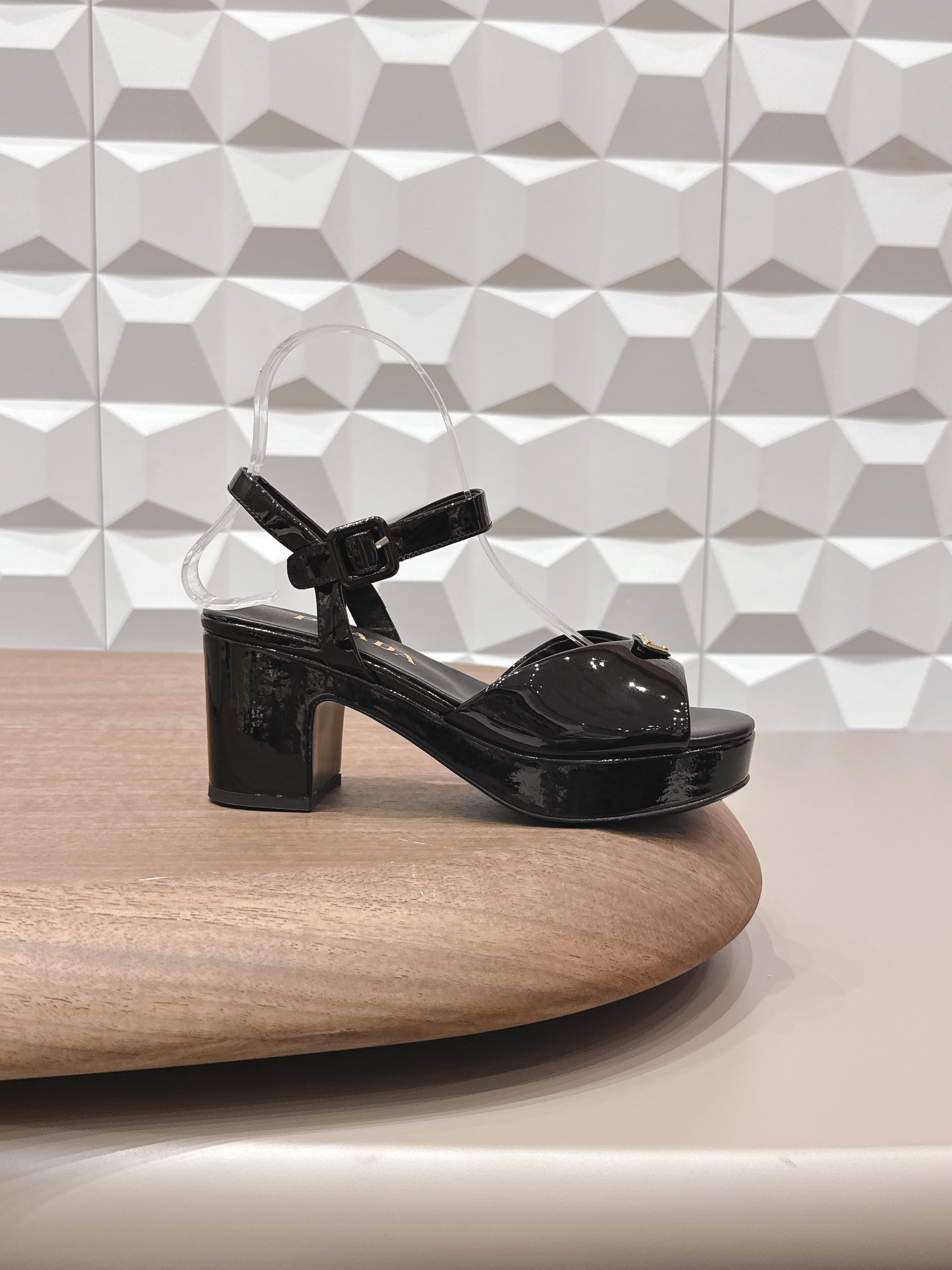 PRADA 26S HEELED SANDALS 75MM IN BLACK PATENT CALFSKIN WITH LOGO