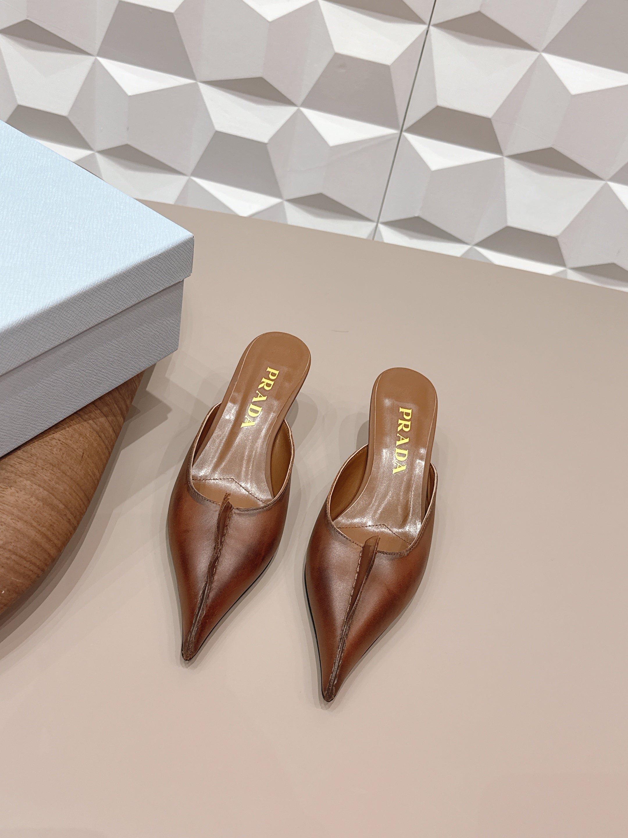 PRADA 26S POINTED TOE LACE TRIM MULES 55MM IN CARAMEL BROWN CALFSKIN