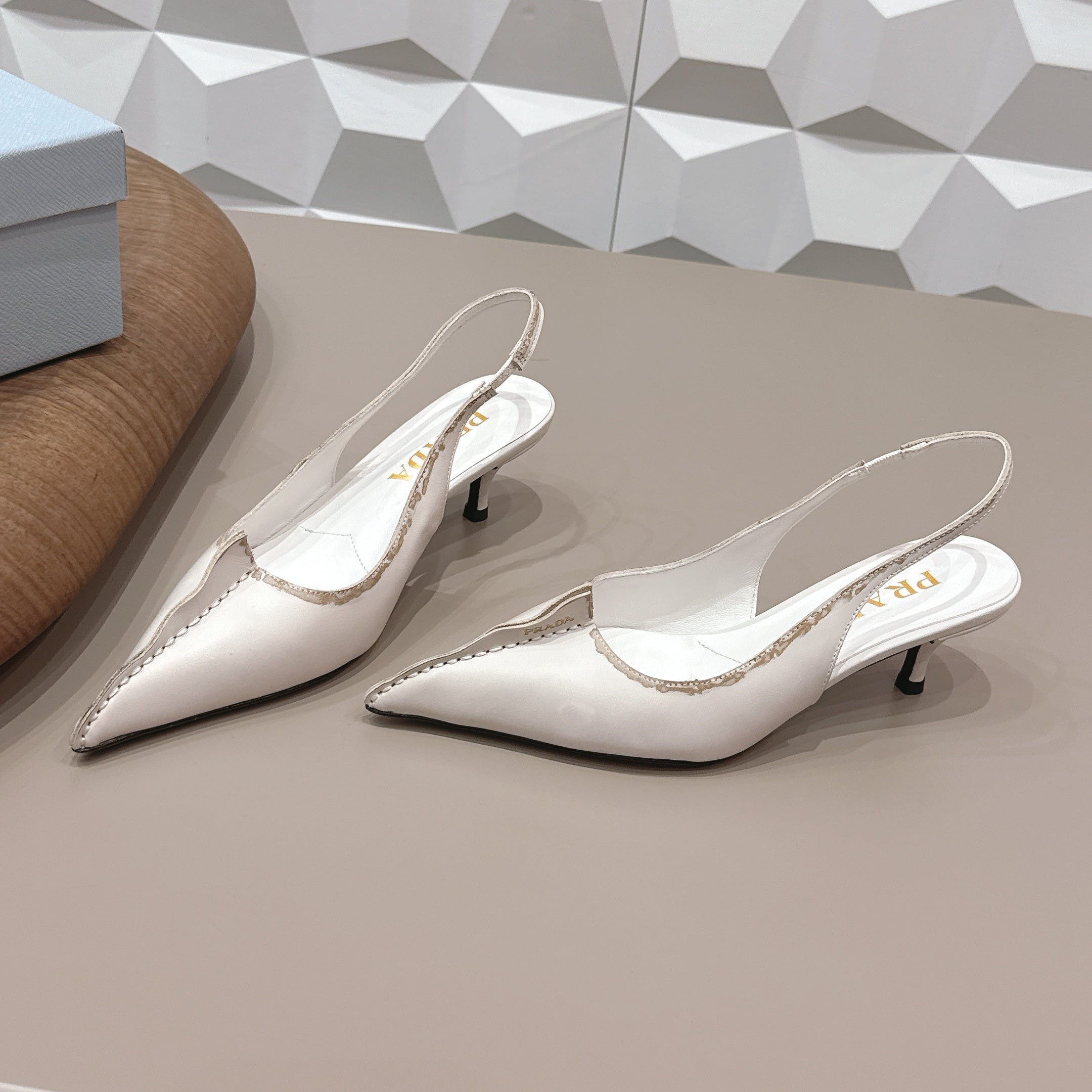 PRADA 26S POINTED TOE SLINGBACK HIGH HEELS 55MM IN CREAM WHITE CALFSKIN