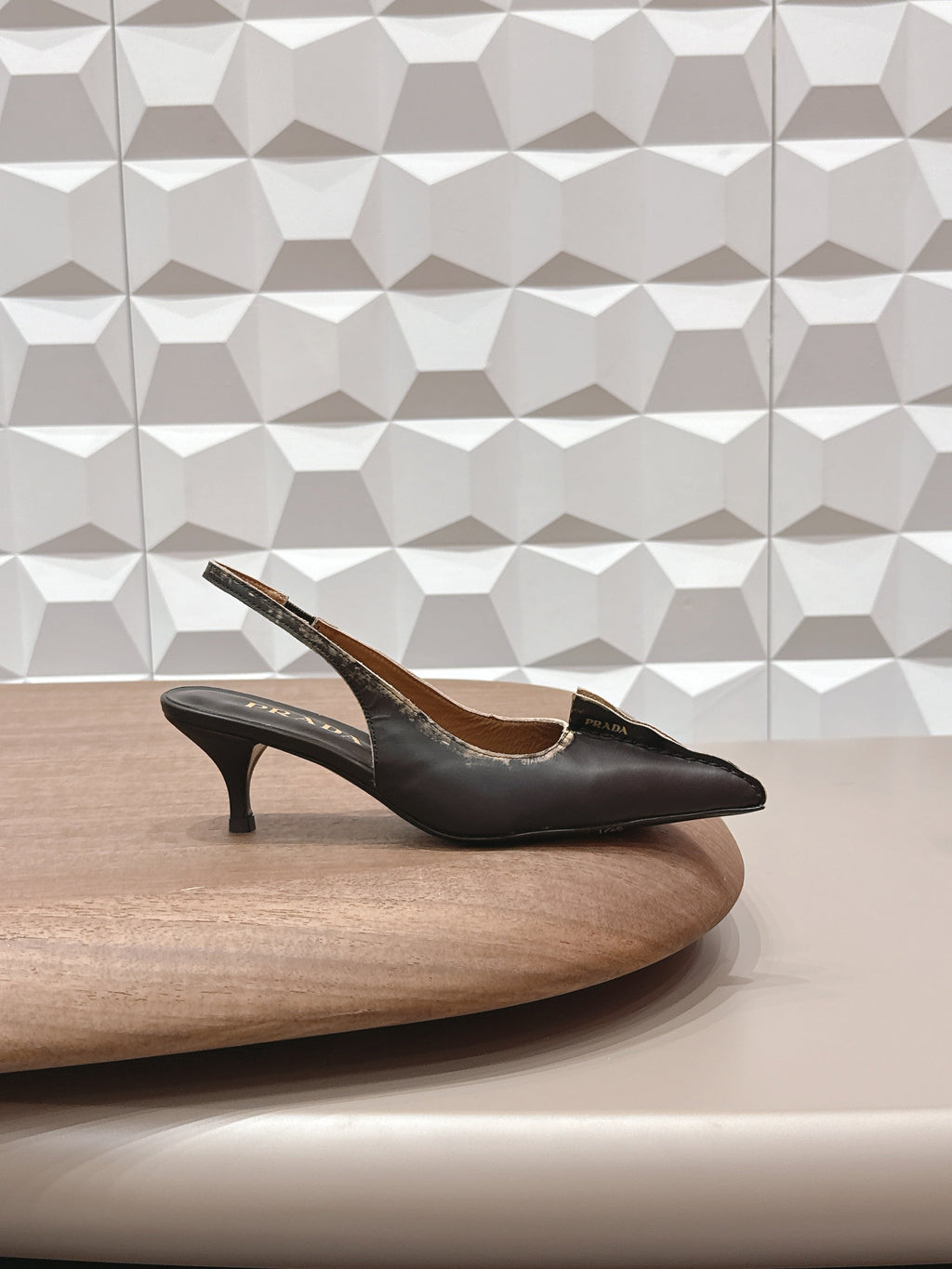 PRADA 26S POINTED TOE SLINGBACK HIGH HEELS 55MM IN BLACK CALFSKIN