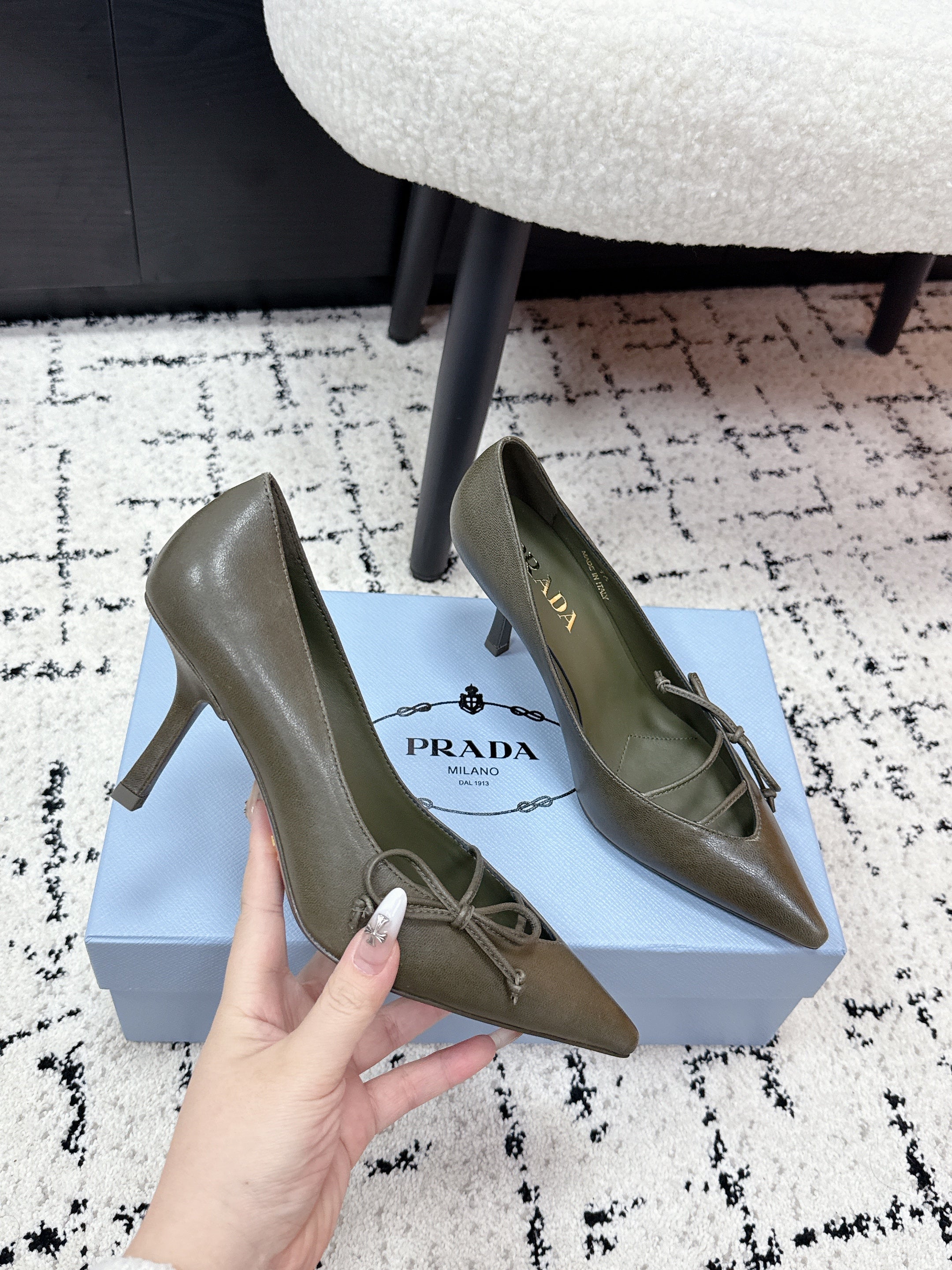 PRADA 26S POINTED-TOE HIGH HEELS 75MM IN OLIVE BROWN CALFSKIN