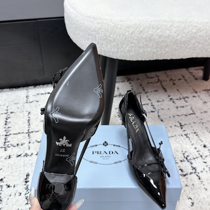 PRADA 26S POINTED-TOE HIGH HEELS 75MM IN BLACK PATENT CALFSKIN WITH BOW