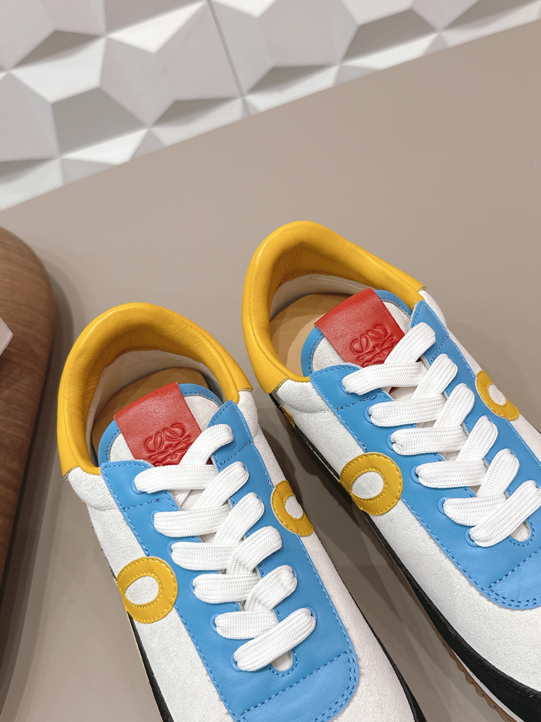 LOEWE 26S FLOW RUNNER SNEAKER IN MULTICOLOR SUEDE AND CALFSKIN STYLE 4