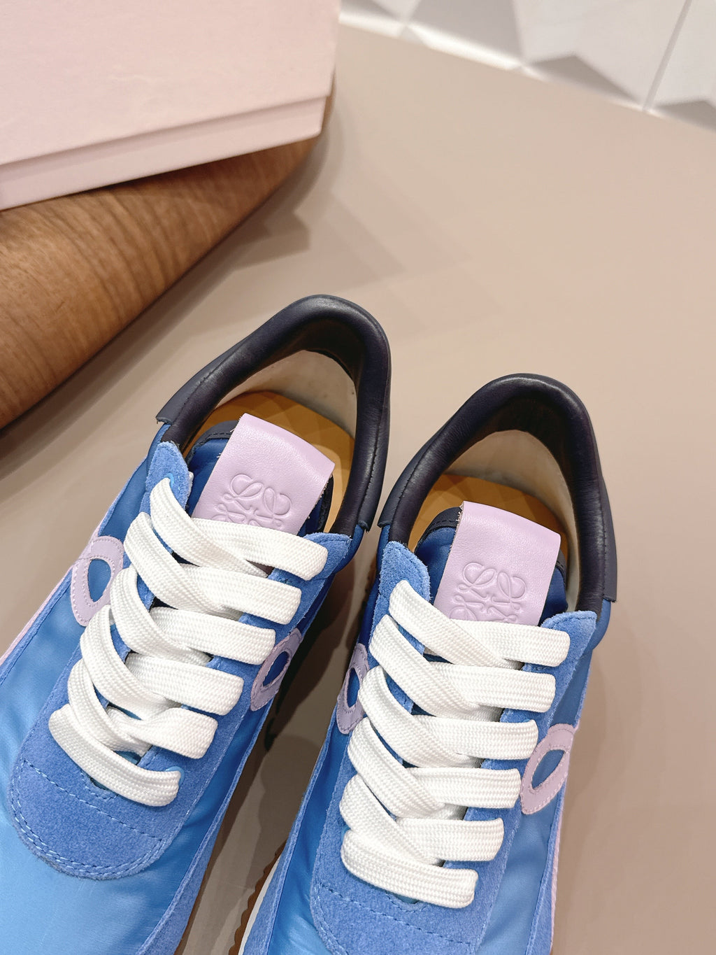 LOEWE 26S FLOW RUNNER SNEAKER IN BLUE SUEDE AND CALFSKIN STYLE 1