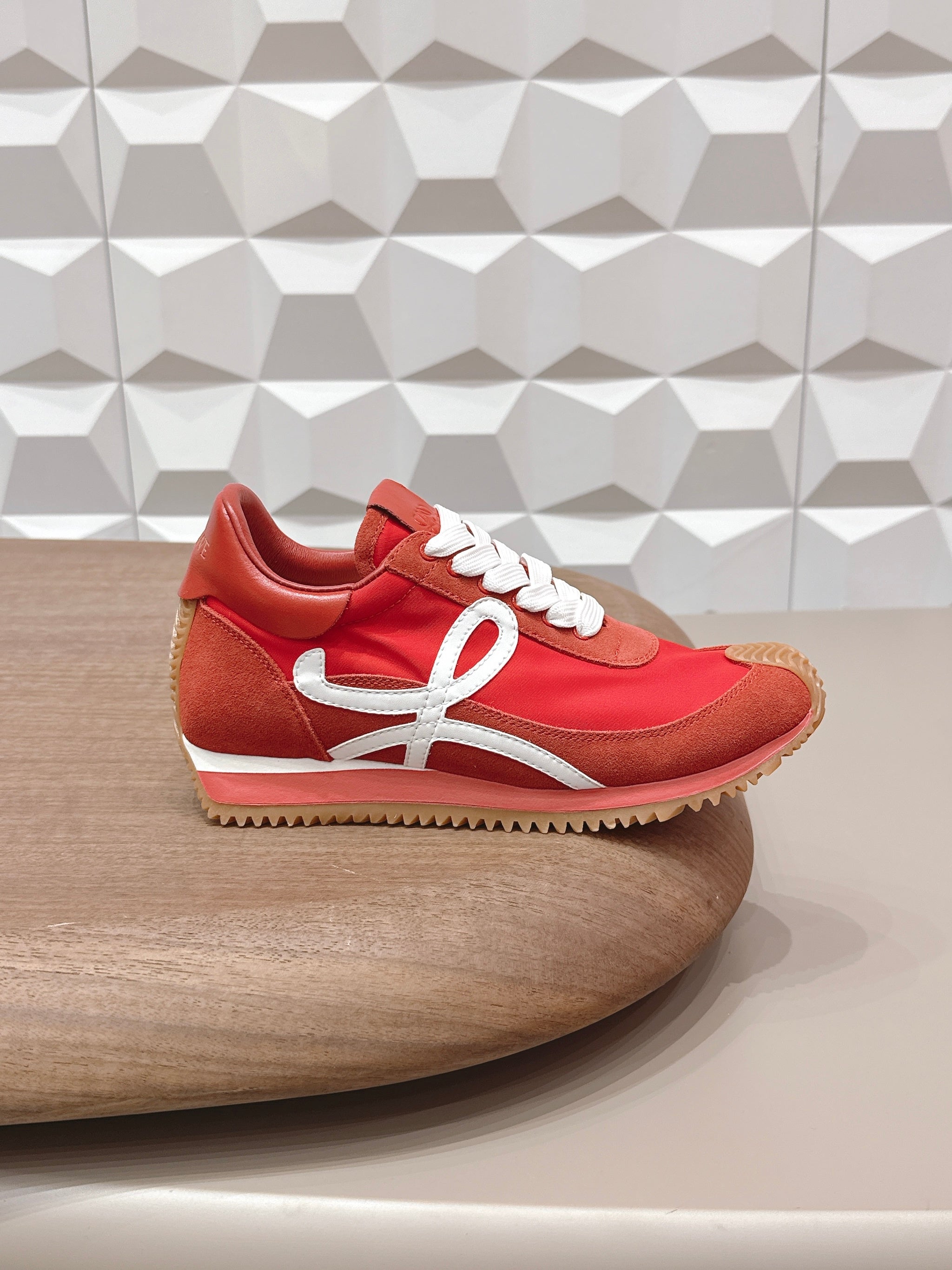 LOEWE 26S FLOW RUNNER SNEAKER IN RED SUEDE AND CALFSKIN