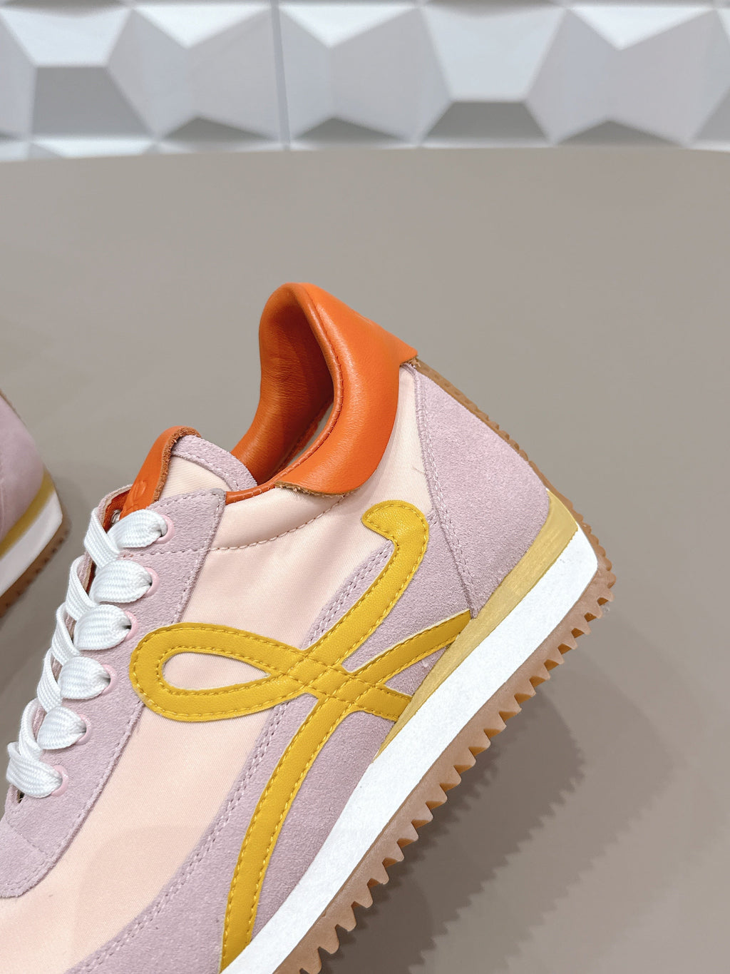 LOEWE 26S FLOW RUNNER SNEAKER IN LIGHT PINK SUEDE AND ORANGE CALFSKIN