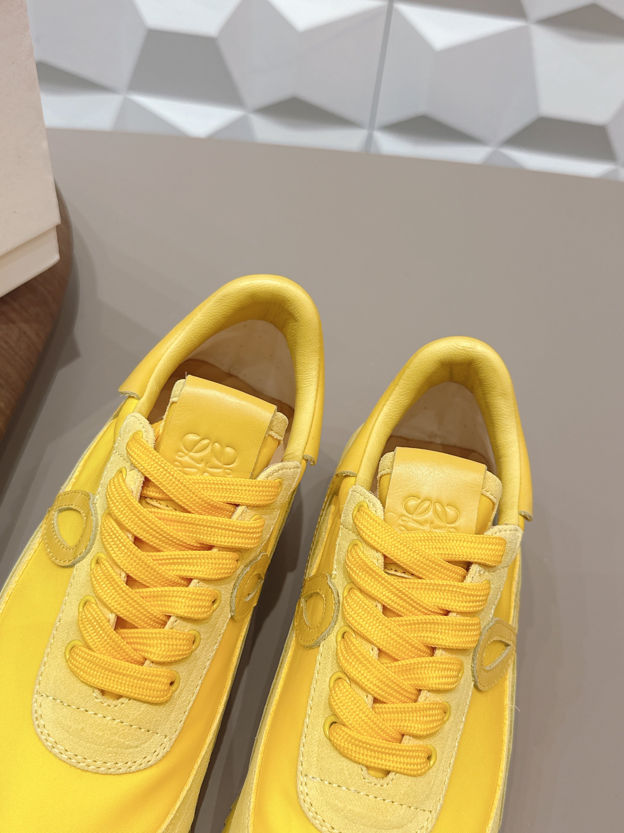LOEWE 26S FLOW RUNNER SNEAKER IN YELLOW SUEDE AND CALFSKIN