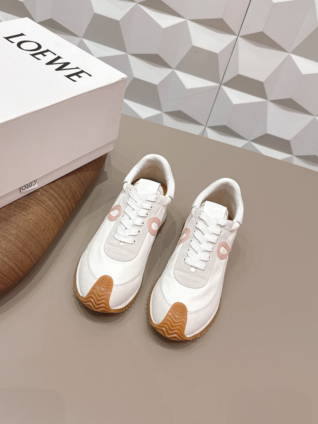 LOEWE 26S FLOW RUNNER SNEAKER IN LIGHT GRAY SUEDE AND WHITE CALFSKIN