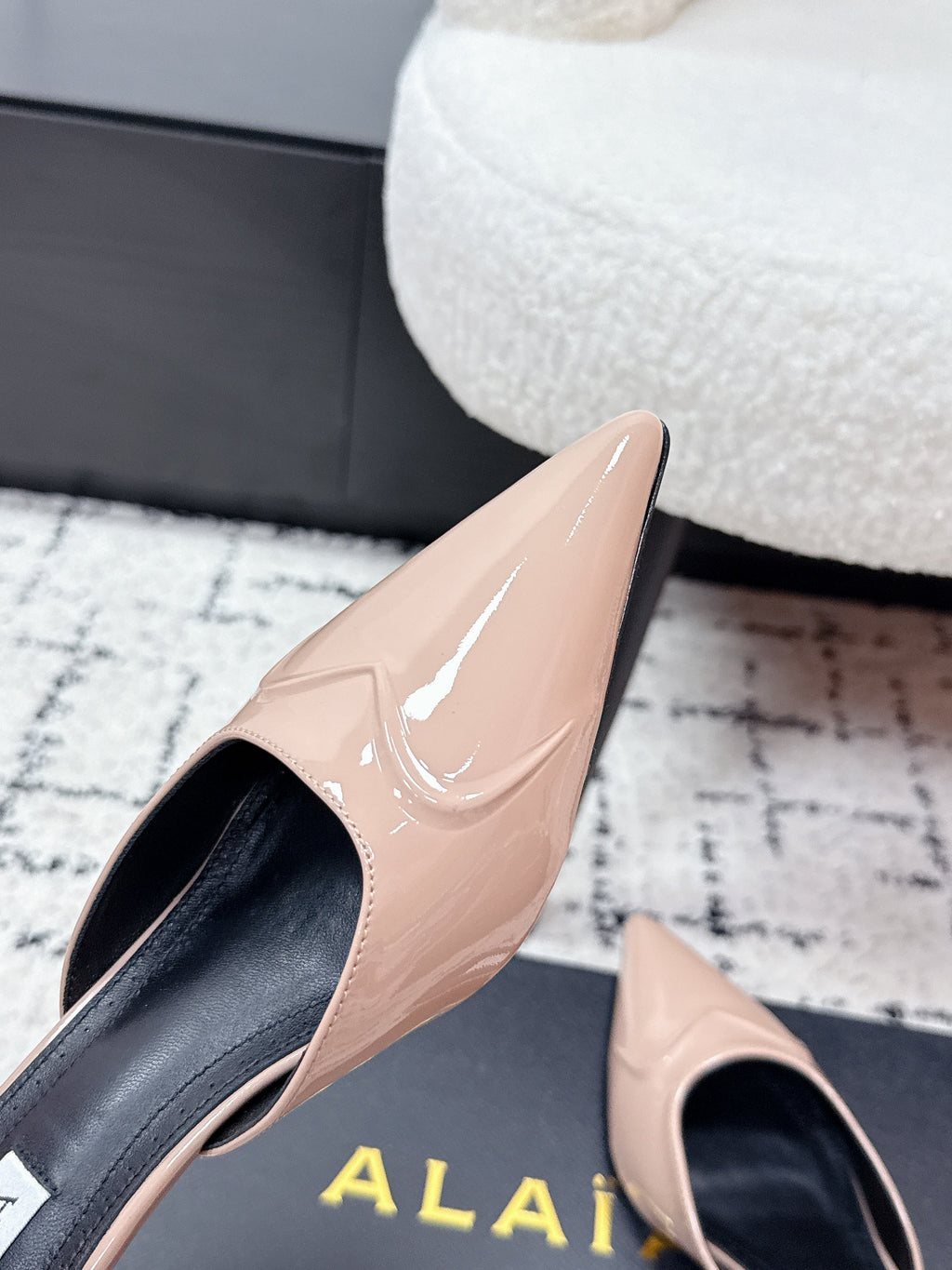 ALAIA 26S HEELED MULES 65 MM IN NUDE PINK GLOSSY CALFSKIN