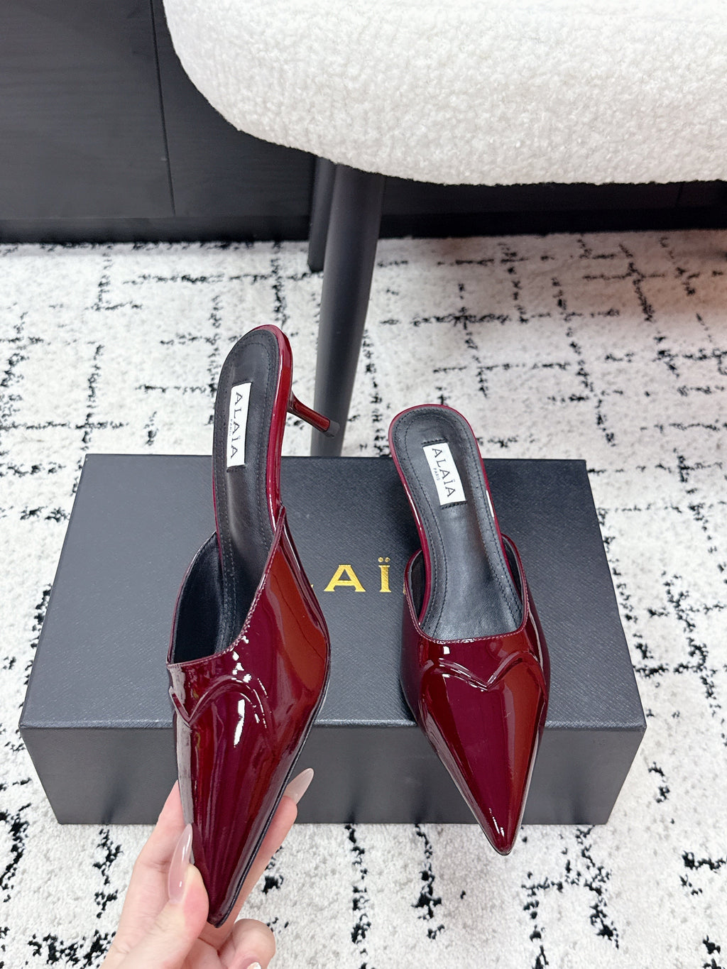 ALAIA 26S HEELED MULES 65 MM IN DARK RED GLOSSY CALFSKIN