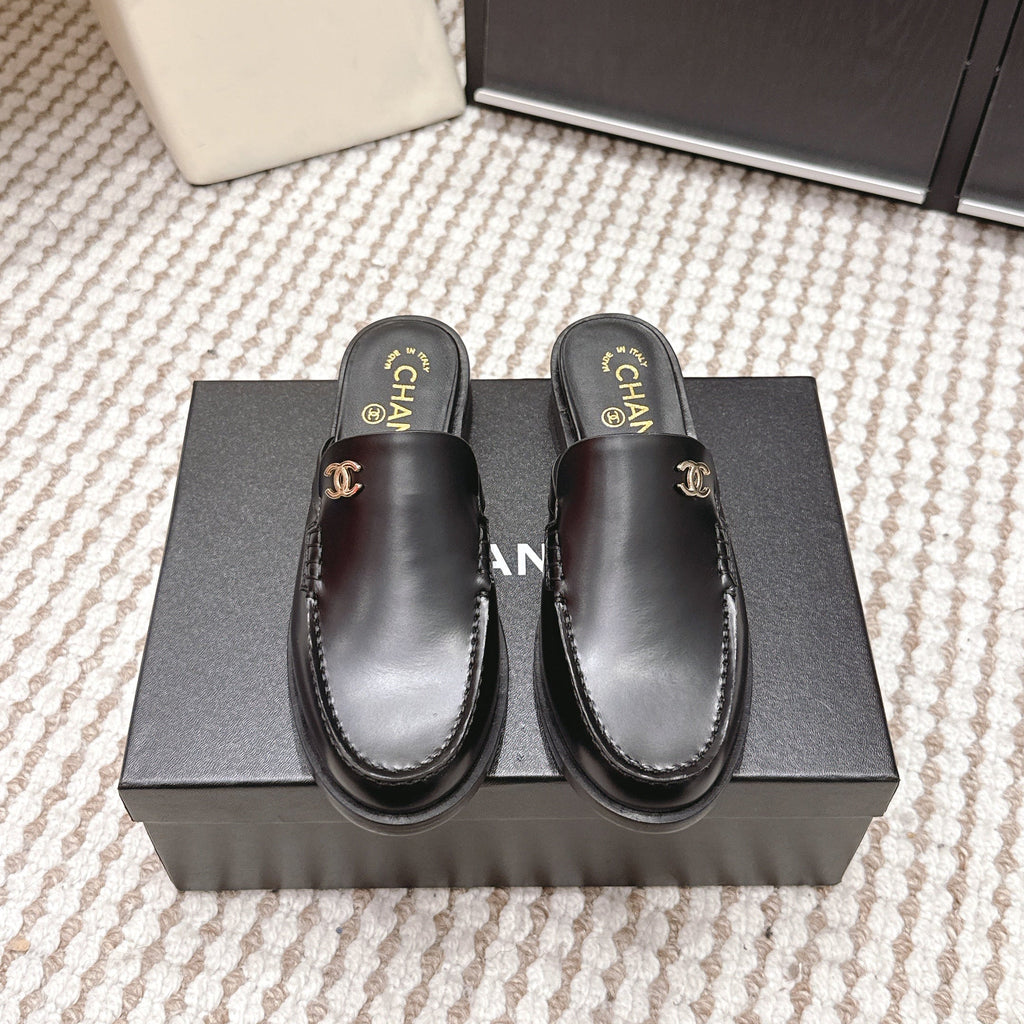 CHANEL 26S LOAFER MULES IN BLACK CALFSKIN