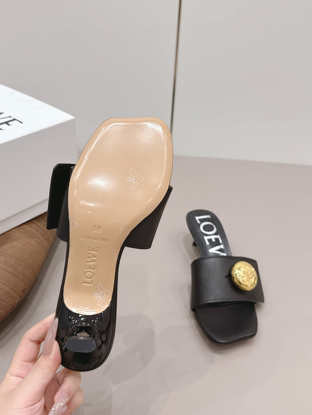 LOEWE 26S SQUARE TOE SANDALS 45MM IN BLACK CALFSKIN GOLD HARDWARE