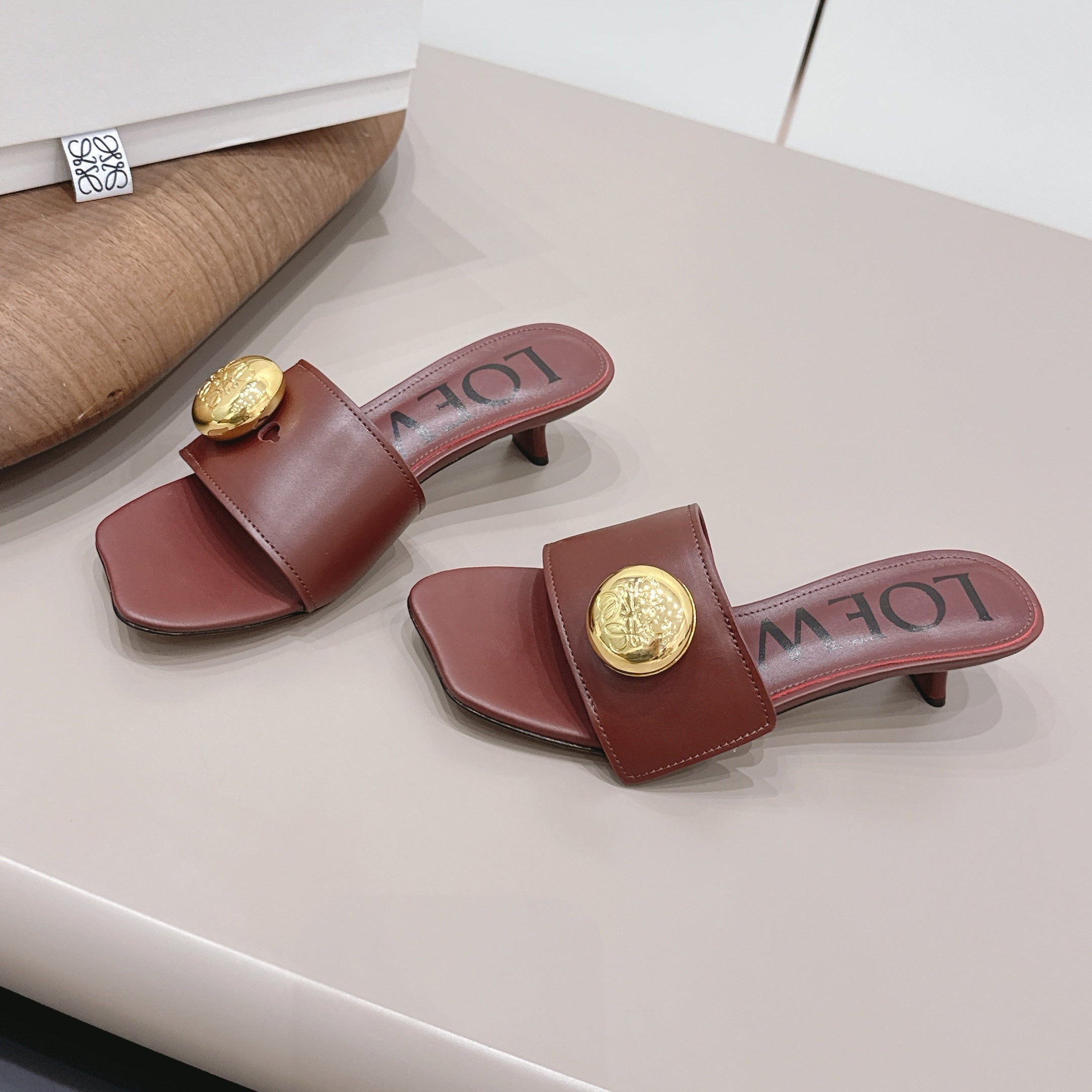 LOEWE 26S SQUARE TOE SANDALS 45MM IN DARK BROWN CALFSKIN GOLD HARDWARE