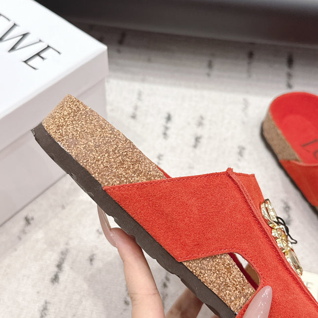 LOEWE 26S FLAT SANDALS IN RED LOGO GOLD HARDWARE