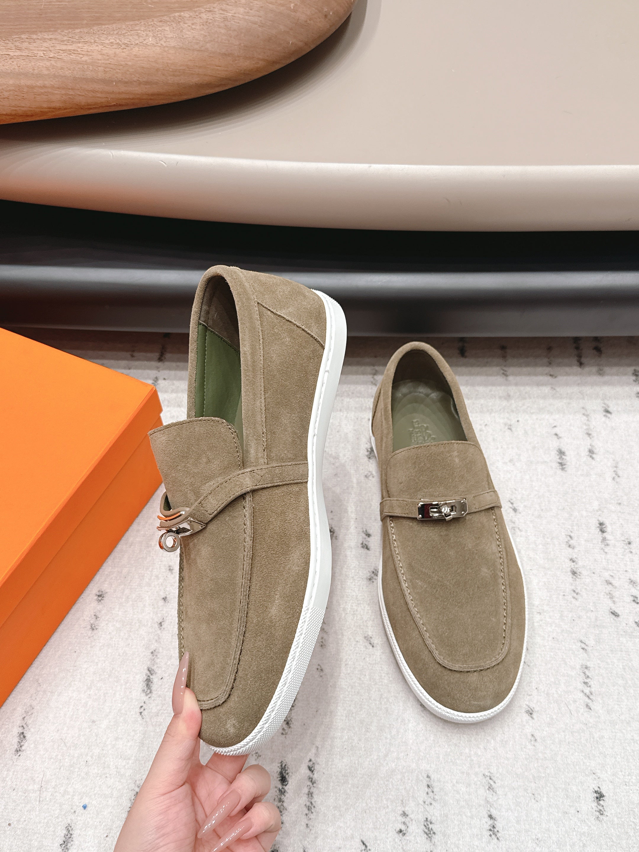 HM 26S KELLY PARIS LOAFERS IN OLIVE BROWN SUEDE SILVER HARDWARE