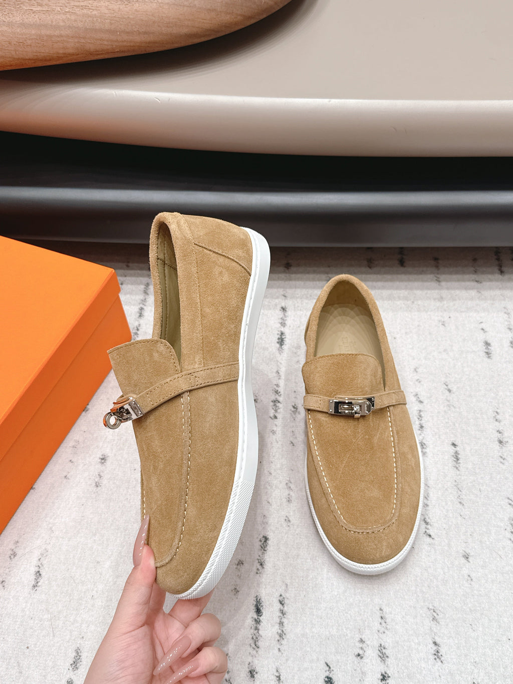 HM 26S KELLY PARIS LOAFERS IN LIGHT BROWN SUEDE SILVER HARDWARE