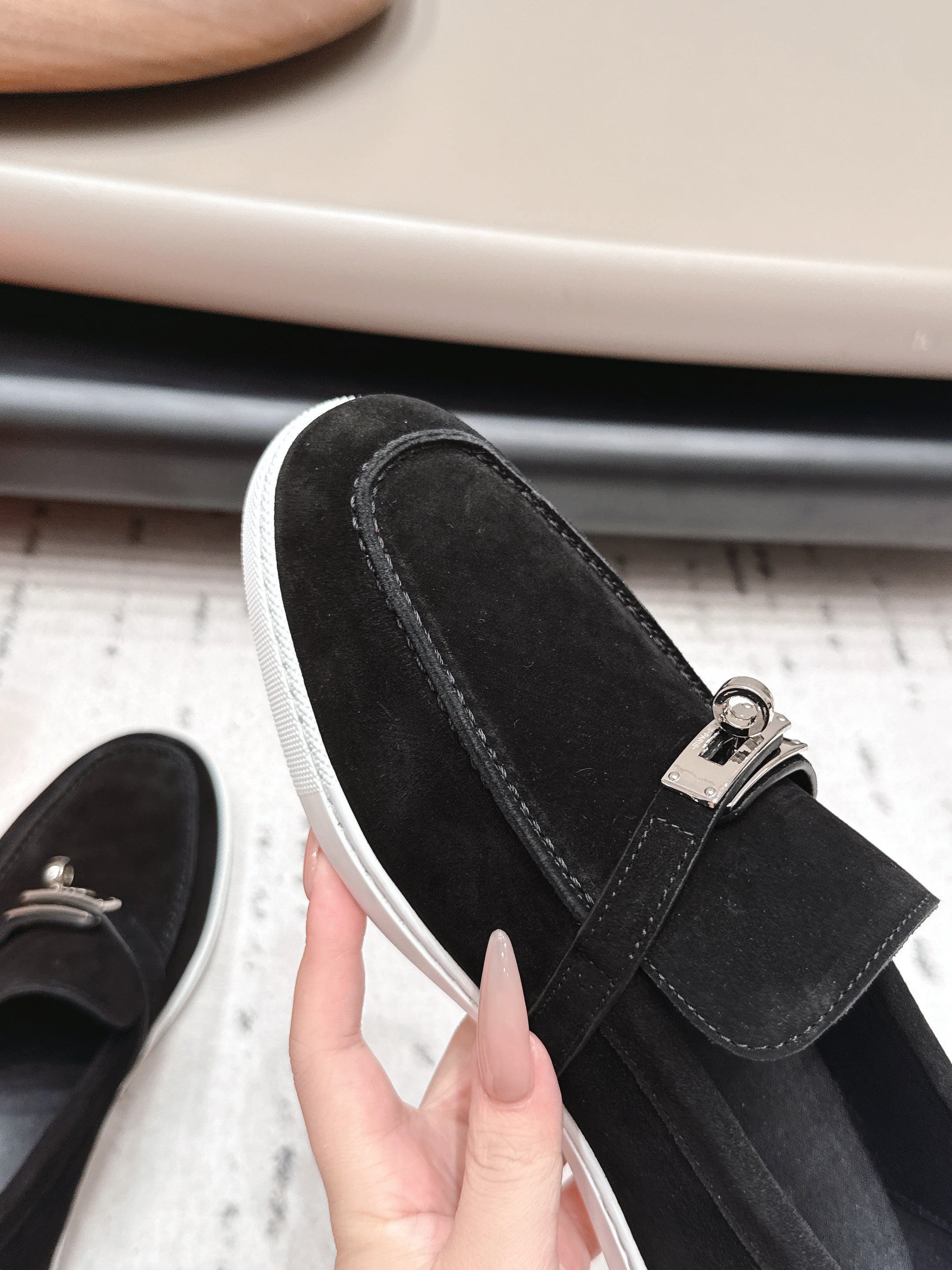 HM 26S KELLY PARIS LOAFERS IN BLACK SUEDE SILVER HARDWARE