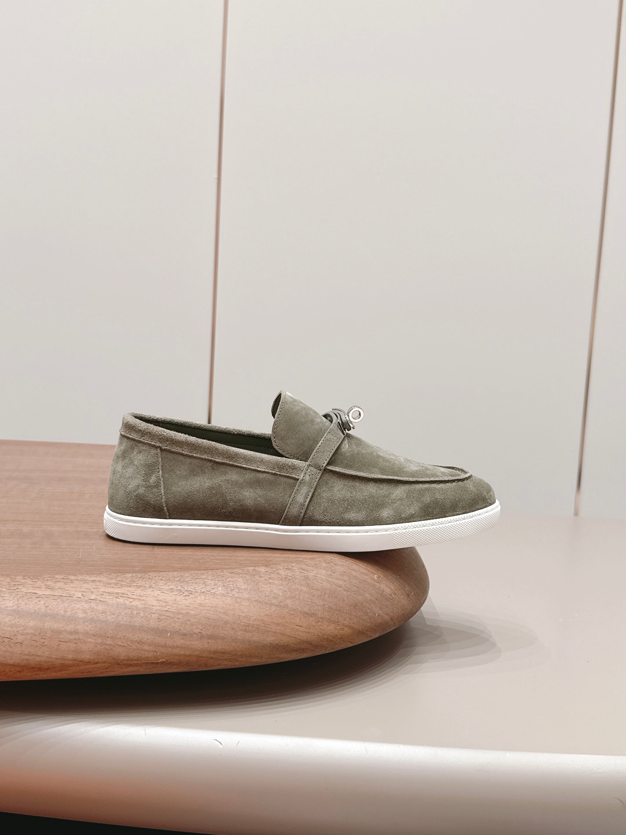 HM 26S KELLY PARIS LOAFERS IN OLIVE GREEN SUEDE SILVER HARDWARE