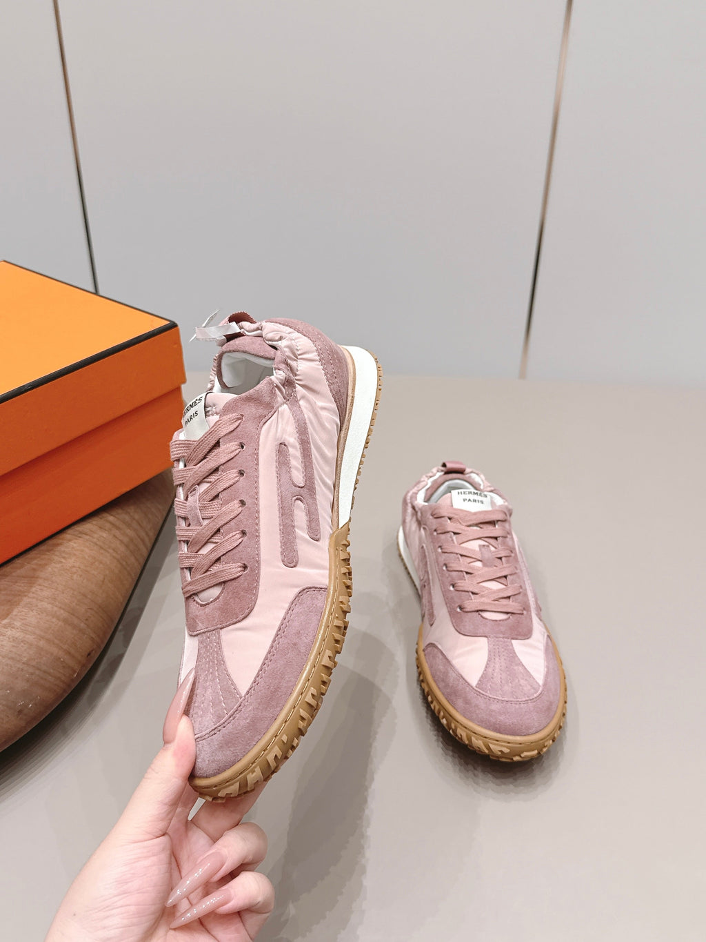HM 26S BOUNCING SNEAKERS IN PINK NYLON AND SUEDE
