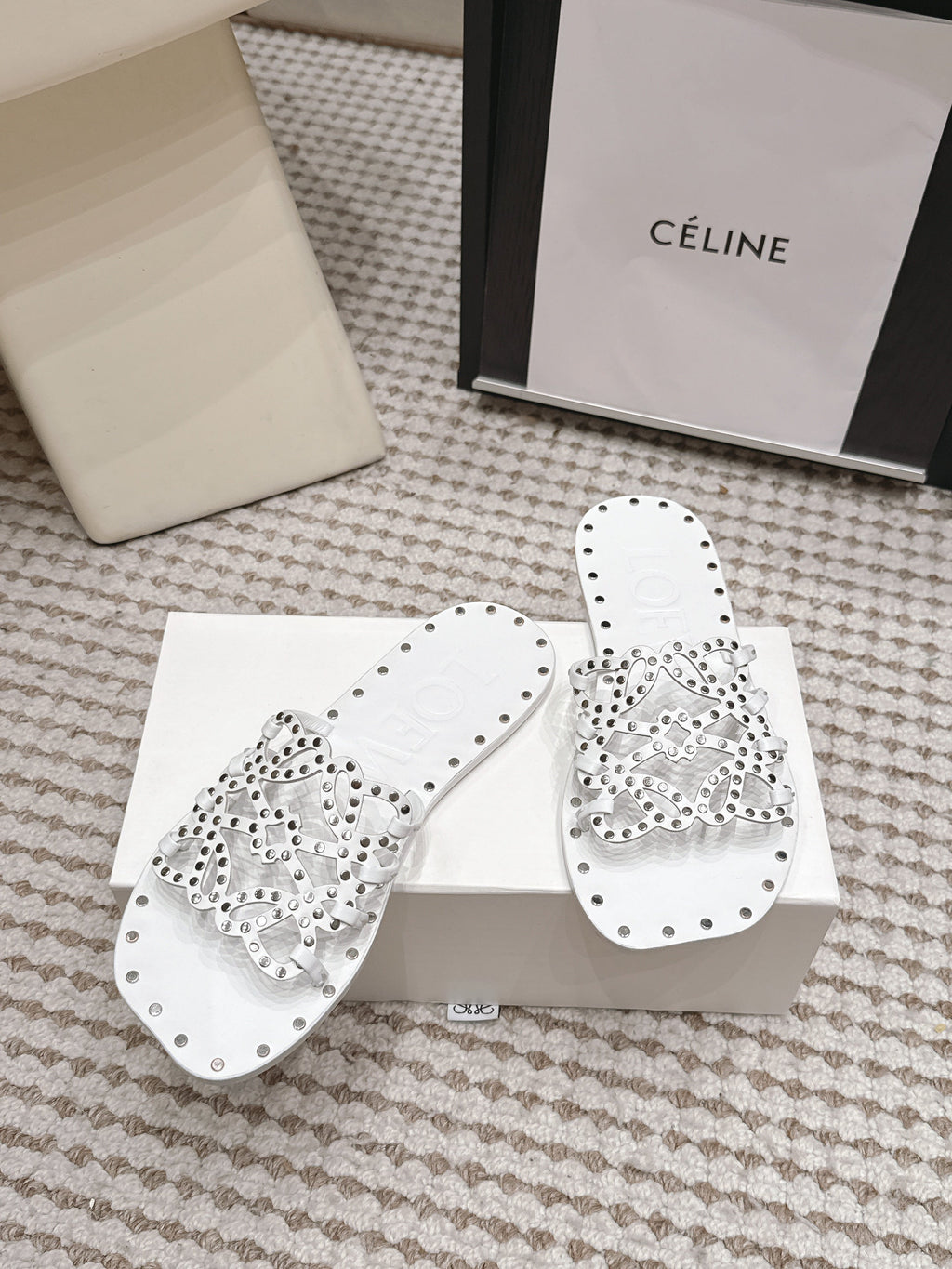 LOEWE 26S PETAL ANAGRAM SLIDE IN WHITE CALFSKIN WITH STUDS