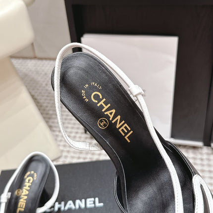 CHANEL 26S HIGH-HEEL SLINGBACKS IN BLACK CALFSKIN WITH WHITE TRIM