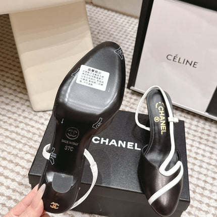 CHANEL 26S HIGH-HEEL SLINGBACKS IN BLACK CALFSKIN WITH WHITE TRIM