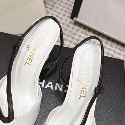 CHANEL 26S HIGH-HEEL SLINGBACKS IN WHITE CALFSKIN WITH BLACK TRIM