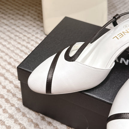 CHANEL 26S HIGH-HEEL SLINGBACKS IN WHITE CALFSKIN WITH BLACK TRIM