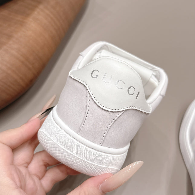 GUCCI 26S SNEAKERS IN WHITE SUEDE AND FABRIC